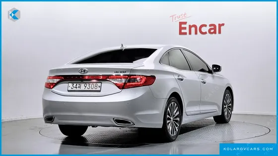 HYUNDAI GRANDEUR HG300 PREMIUM