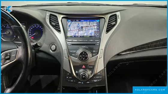 HYUNDAI GRANDEUR HG300 PREMIUM