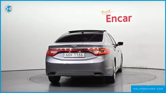 HYUNDAI GRANDEUR HG300 NOBLE
