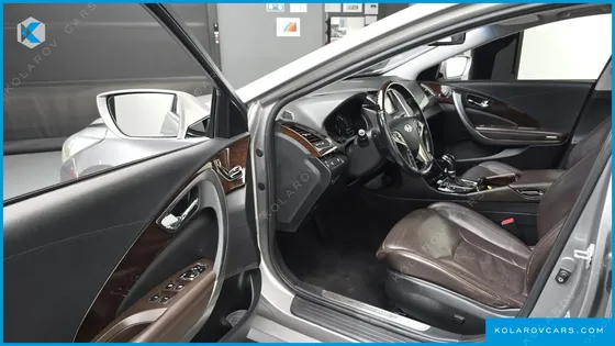 HYUNDAI GRANDEUR HG300 NOBLE