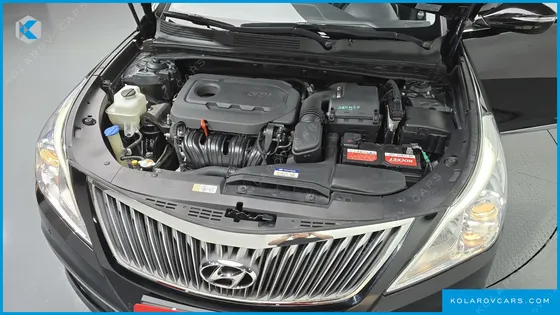HYUNDAI GRANDEUR HG240 MODERN
