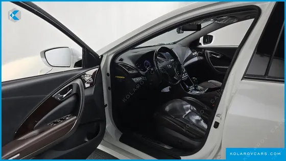 HYUNDAI GRANDEUR HG220 DIESEL PREMIUM