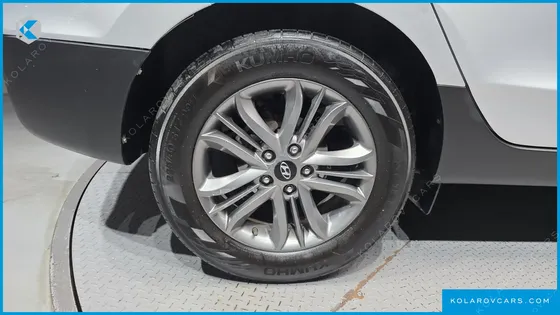 HYUNDAI TUCSON DIESEL(E-VGT) 2WD