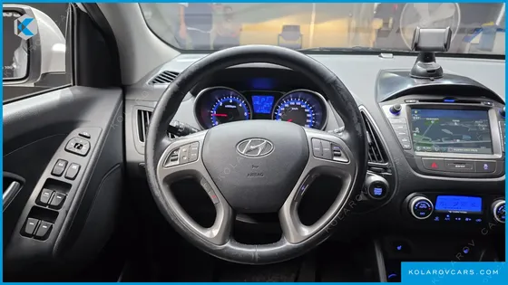 HYUNDAI TUCSON DIESEL(E-VGT) 2WD