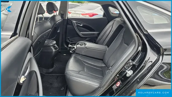 HYUNDAI GRANDEUR HG240 MODERN