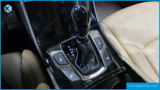 HYUNDAI GRANDEUR HG240 LUXURY
