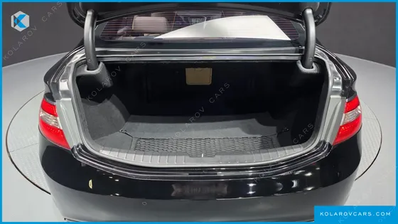 HYUNDAI GRANDEUR HG240 LUXURY