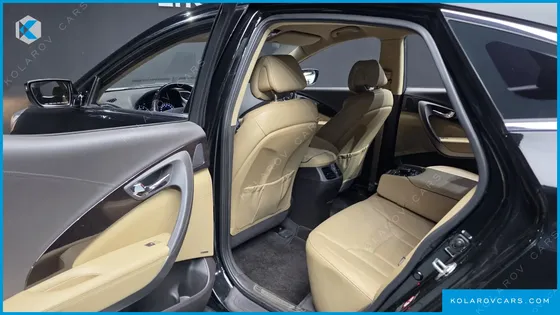 HYUNDAI GRANDEUR HG240 LUXURY
