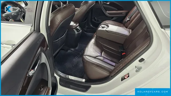 HYUNDAI GRANDEUR HG300 PREMIUM