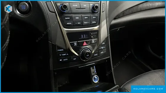 HYUNDAI GRANDEUR HG300 PREMIUM