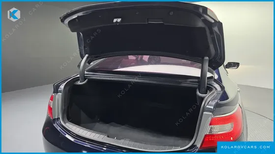 HYUNDAI GRANDEUR HG300 ROYAL