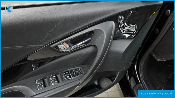HYUNDAI GRANDEUR HG240 MODERN COLLECTION