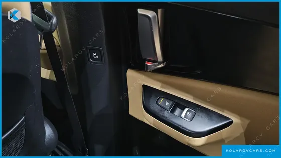 KIA CARNIVAL DIESEL 9-SEATER PRESTIGE