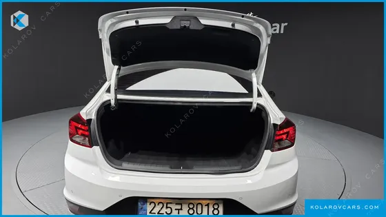 HYUNDAI ELANTRA (AVANTE) 1.6