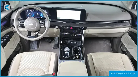 KIA CARNIVAL GASOLINE 9-SEATER SIGNATURE