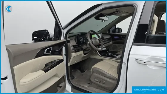 KIA CARNIVAL GASOLINE 9-SEATER SIGNATURE