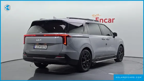 KIA CARNIVAL GASOLINE 9-SEATER GRAVITY