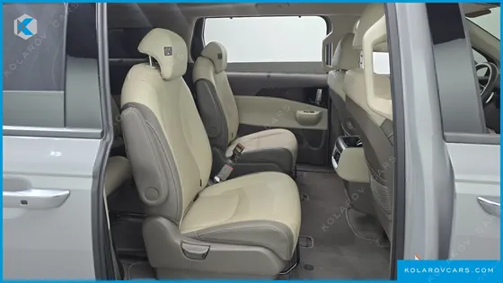 KIA CARNIVAL GASOLINE 9-SEATER GRAVITY