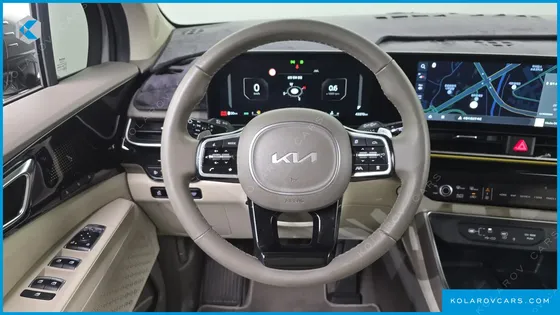 KIA CARNIVAL GASOLINE 9-SEATER GRAVITY