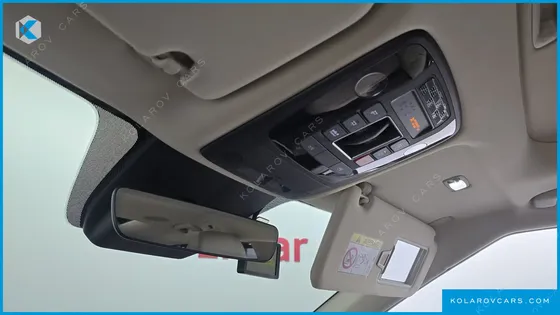 KIA CARNIVAL GASOLINE 9-SEATER GRAVITY