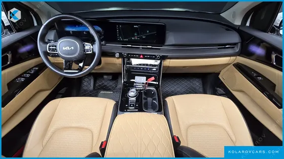 KIA CARNIVAL GASOLINE 7-SEATER SIGNATURE