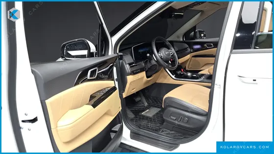 KIA CARNIVAL GASOLINE 7-SEATER SIGNATURE