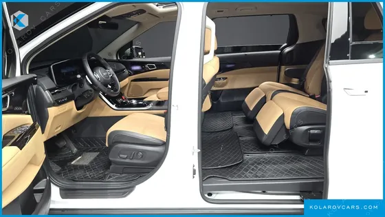 KIA CARNIVAL GASOLINE 7-SEATER SIGNATURE