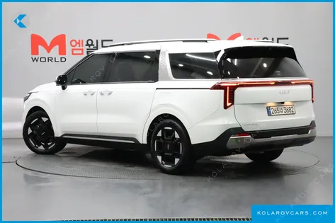 KIA CARNIVAL GASOLINE 9-SEATER SIGNATURE