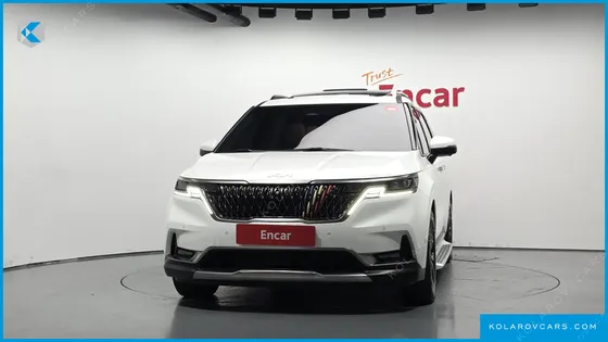 KIA CARNIVAL GASOLINE 7-SEATER SIGNATURE