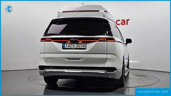KIA CARNIVAL GASOLINE 7-SEATER HI-LIMOUSINE