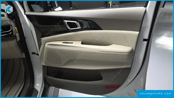KIA CARNIVAL HEV 7-SEATER X LINE
