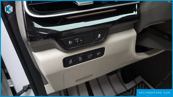 KIA CARNIVAL HEV 7-SEATER X LINE