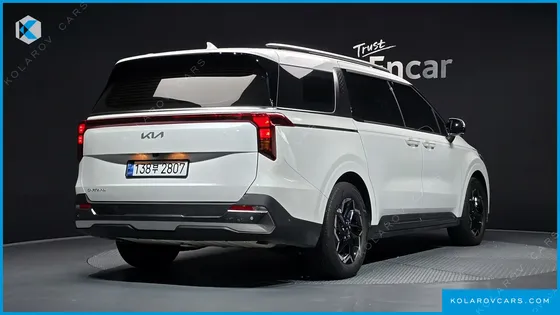 KIA CARNIVAL DIESEL 9-SEATER NOBLESSE