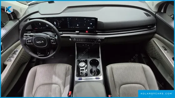 KIA CARNIVAL DIESEL 9-SEATER NOBLESSE