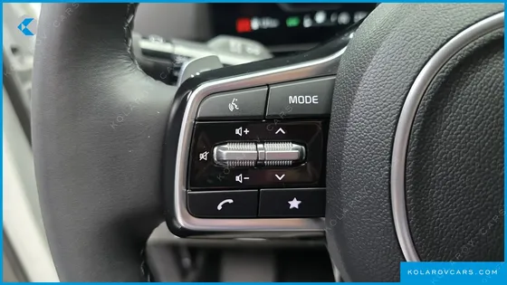 KIA CARNIVAL DIESEL 9-SEATER NOBLESSE