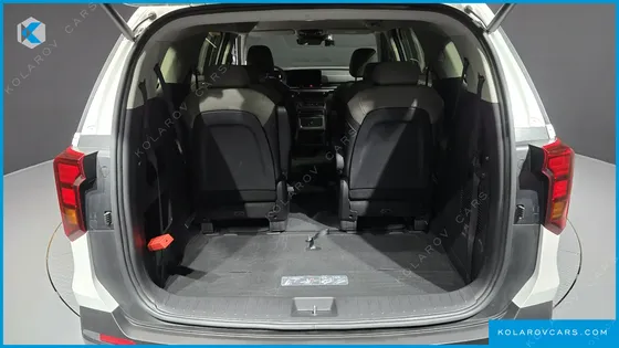 KIA CARNIVAL DIESEL 9-SEATER NOBLESSE