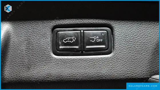 KIA CARNIVAL HEV 9SEATER NOBLESS