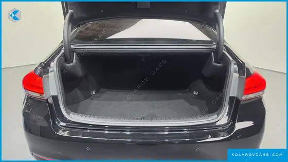 HYUNDAI GENESIS G330 PREMIUM AWD