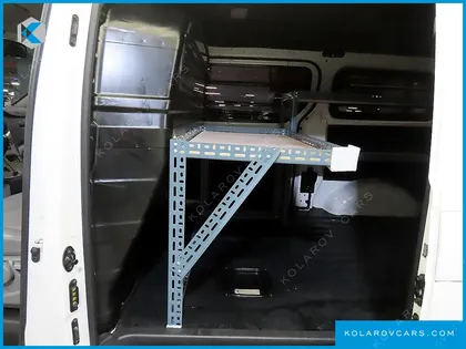 HYUNDAI STAREX VAN 3-SEATER