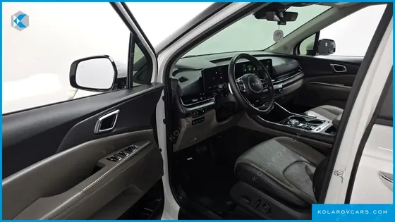 KIA CARNIVAL DIESEL 9-SEATER NOBLESSE