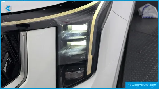 KIA CARNIVAL DIESEL 9-SEATER NOBLESSE