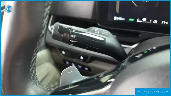 KIA CARNIVAL DIESEL 9-SEATER NOBLESSE