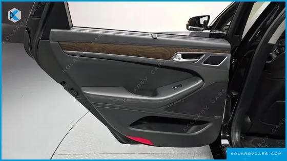 HYUNDAI GENESIS G330 PREMIUM AWD