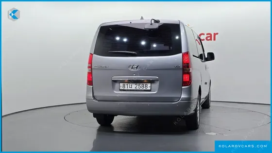 HYUNDAI STAREX VAN 3-SEATER
