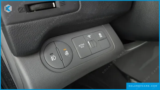 HYUNDAI STAREX VAN 3-SEATER