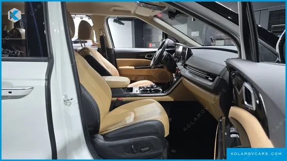 KIA CARNIVAL DIESEL 9-SEATER NOBLESSE