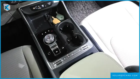 KIA CARNIVAL HEV 7SEATER GRAVITY