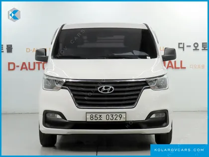 HYUNDAI STAREX VAN 3-SEATER