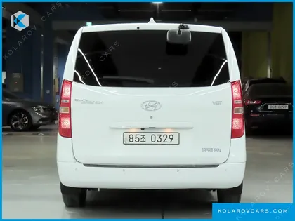 HYUNDAI STAREX VAN 3-SEATER