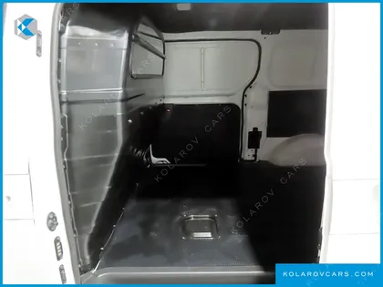 HYUNDAI STAREX VAN 3-SEATER